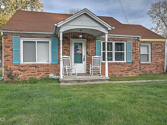 5th image of 2529 Sullivan Gardens Pkwy