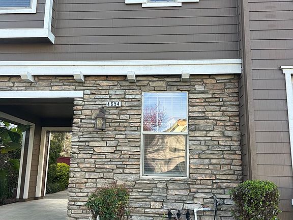 2nd image of 4654 Summerhays Pl