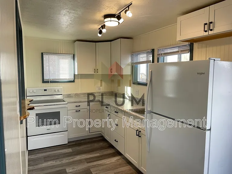 1505 Sherwood St #2 — Photo 10
