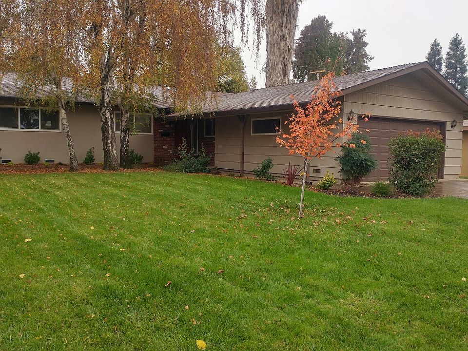 1st image of 3425 S Port Dr