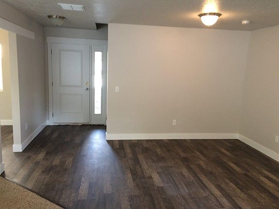 5th image of 1565 W Leafy Hollow Ln #7