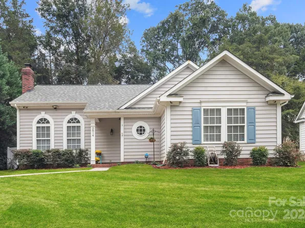 2814 Bricker Dr, Charlotte, NC 28273