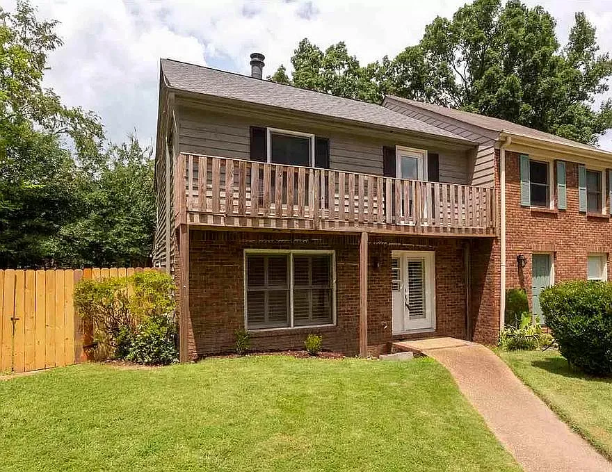 3 bed, 1600 sqft, $2,500 — Photo 4