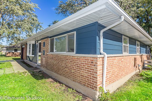 1st image of 411 Indianwood Blvd