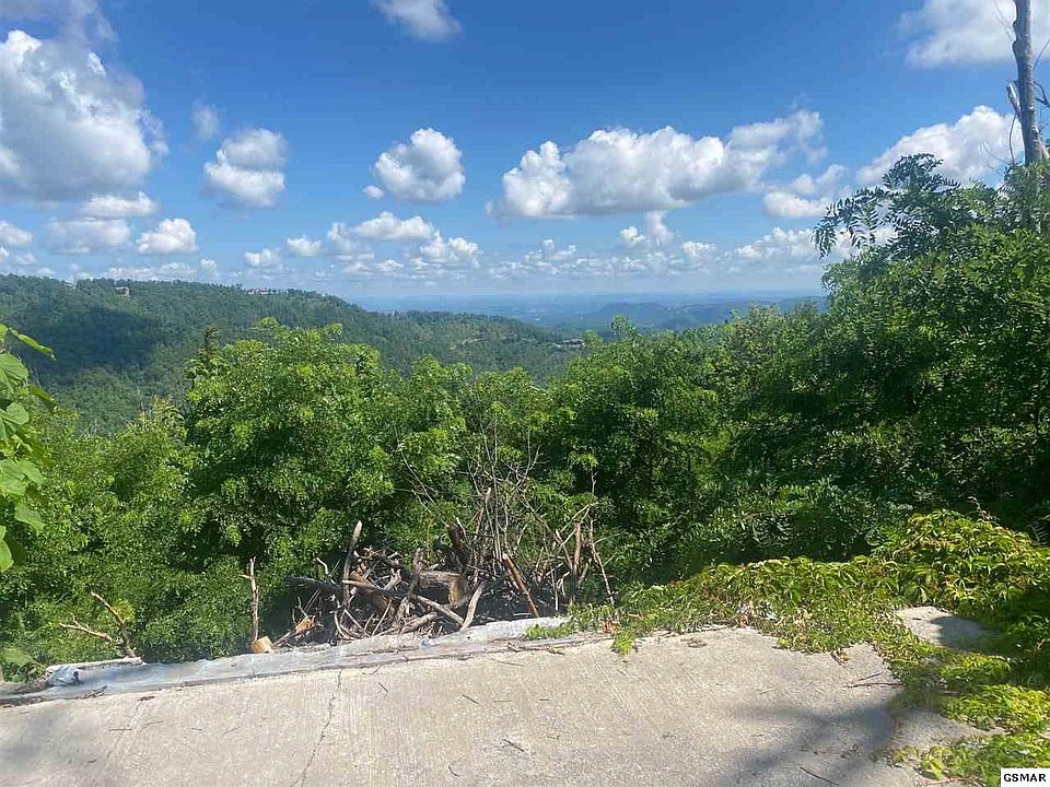 1st image of 819 Piney Butt Loop