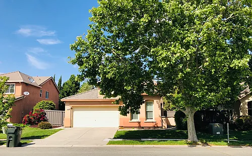 1727 Danbrook Dr Photo 1