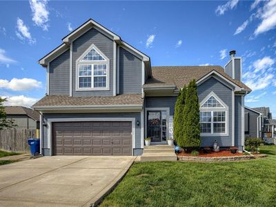 21900 Surry Trce, Peculiar, MO, 64078