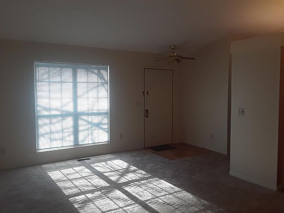 4th image of 3551 Chesapeake Dr
