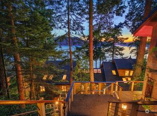 4310 Sea Otter Ln, Anacortes, WA