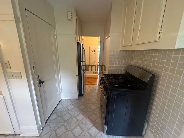 16811 Kenyon Rd — Photo 9