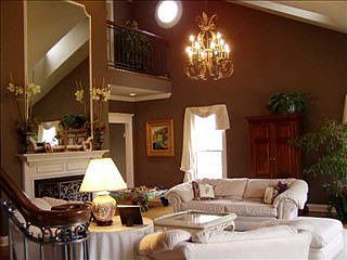 3rd image of 105 Carnoustie Ct