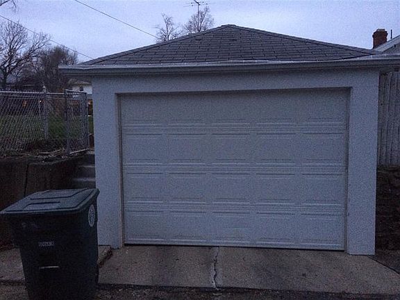 4th image of 238 Fountain Ave