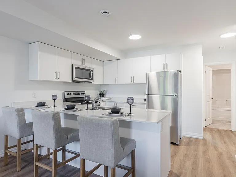 35 Southworth St — Photo 3
