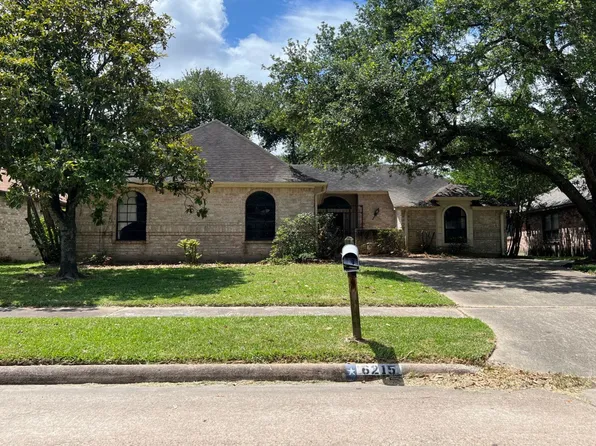 6215 Woodland Forest Dr, Houston, TX 77088