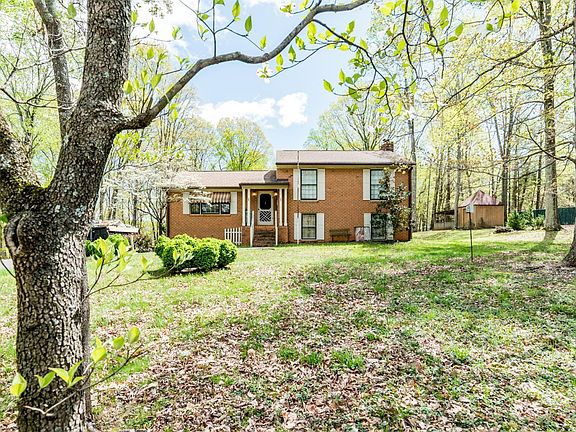 4th image of 138 Howard Dr