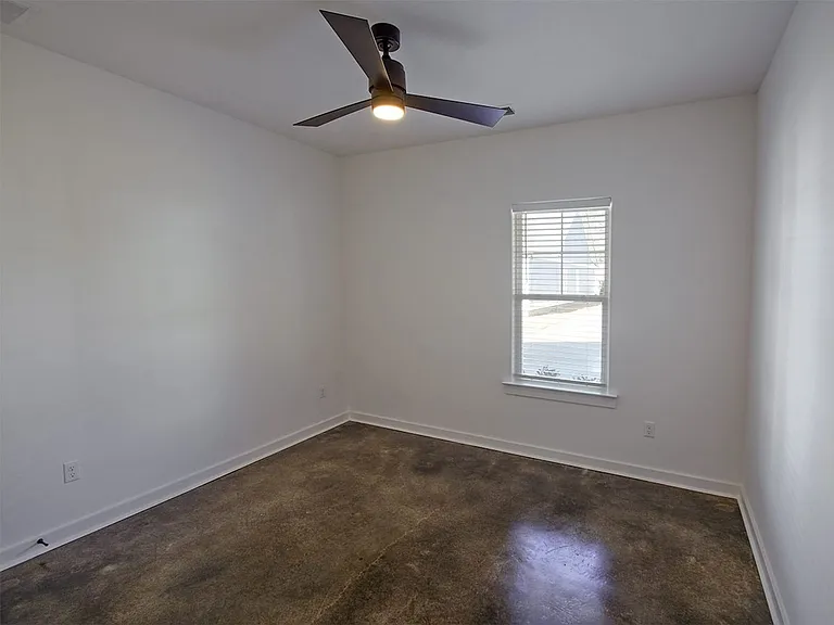 3739 Kearney Ave — Photo 9