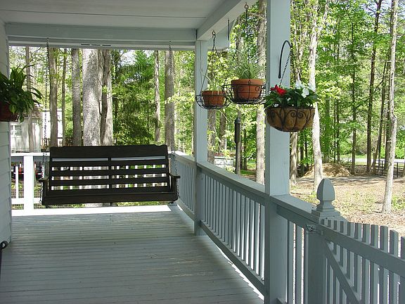 4th image of 71 Ferndale Dr