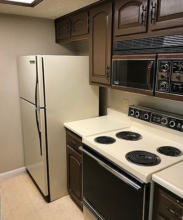 4th image of 11843 Braesview APT 1806
