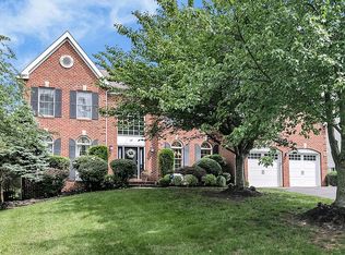 40 Sentinel Dr, Basking Ridge, NJ 07920