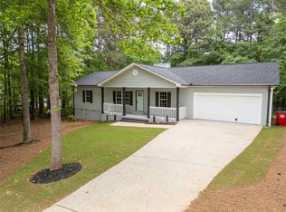 563 Cotton Creek Ln, Winder, GA 30680