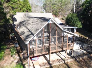 574 Knottywood Dr, Lavonia, GA 30553