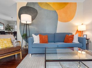 1424 Crabtree Blvd, Raleigh, NC 27610