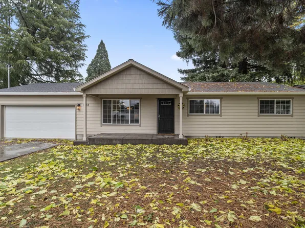 3432 Edella St, Central Pt, OR 97502