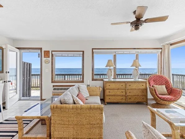 80 S Emerson Ave, Montauk, NY 11954