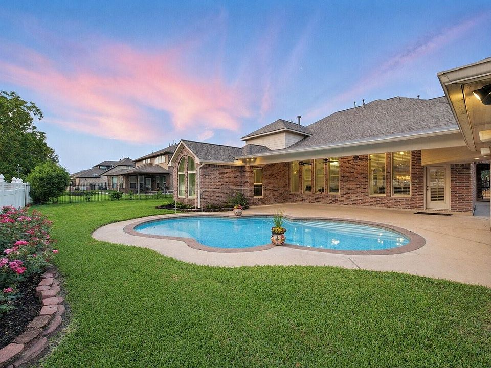 1st image of 3602 Lindhaven Dr