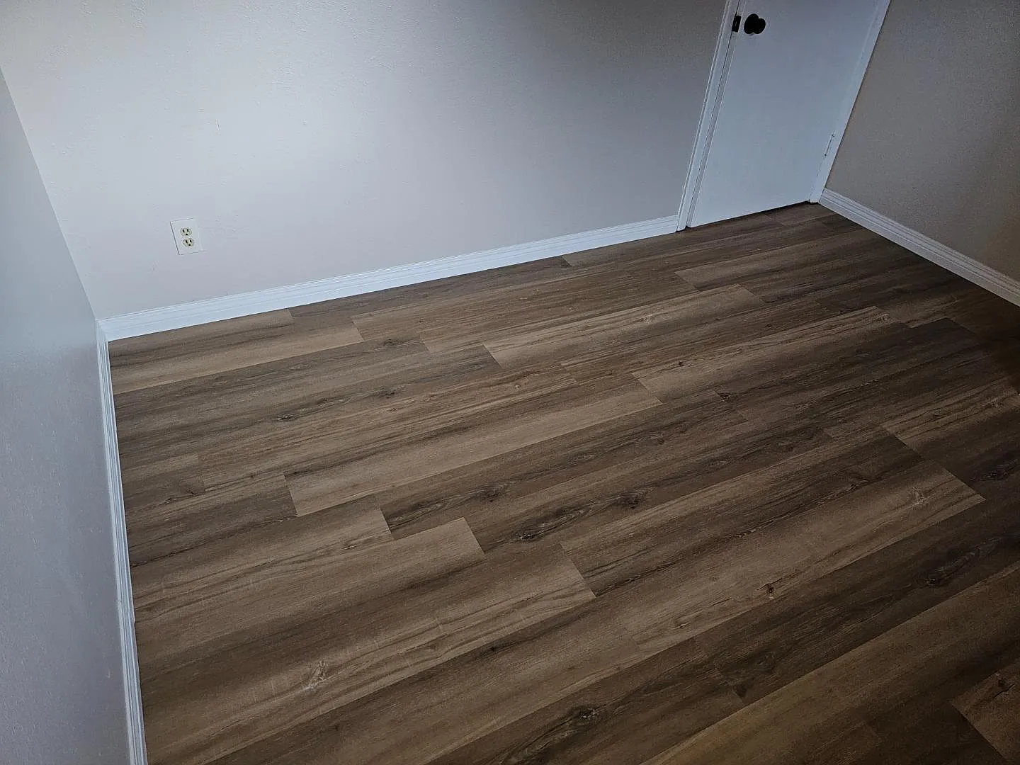 2 bed, 700 sqft, $1,700 — Photo 3