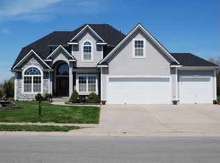 600 E Ash St, Raymore, MO 64083