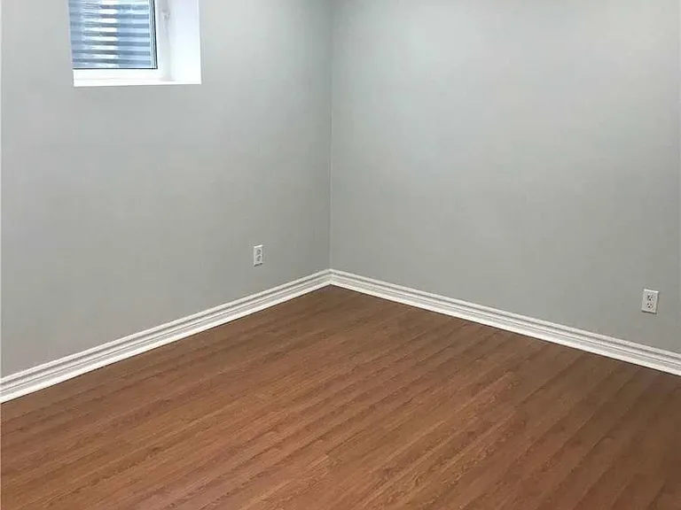 98 Nuffield St #BASEMENT — Photo 10
