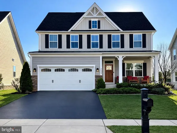 711 Canal Town St, Brunswick, MD 21716