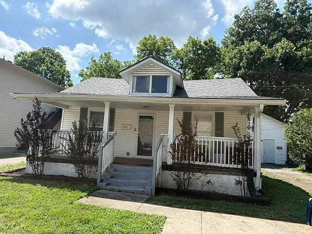 1st image of 1043 Crescent Ave