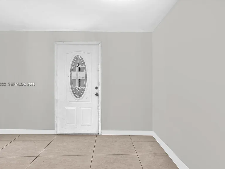 2631 NE 214th St — Photo 39