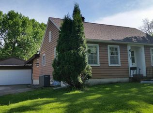 636 E 7th St, Albert Lea, MN 56007