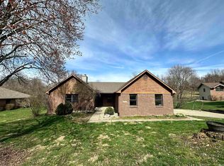 2100 Deer Lake Dr, Martinsville, IN
