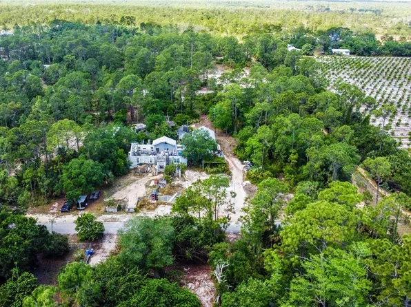 2321 Leroy Ave, Alva, FL 33920