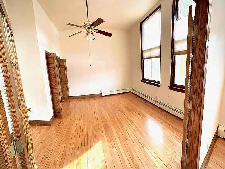 121 Wall St #206 — Photo 2