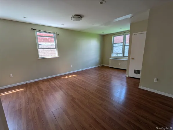 206-07 Hillside Ave #2, Queens Village, NY 11427