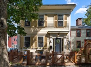 105 Derby St #F, Salem, MA 01970