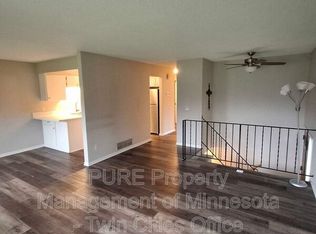 9468 Kingsview Ln N, Maple Grove, MN 55369