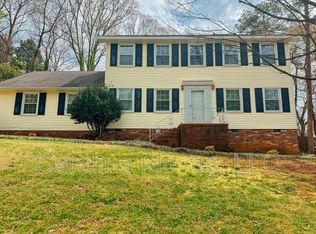 209 Overcreek Rd, Greenville, SC 29607