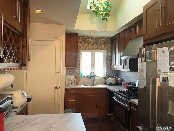 3rd image of 5630 229th St