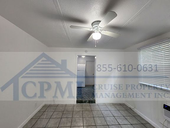 2nd image of 624 NE 7th Ave APT 5