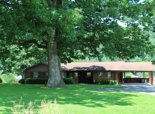 14 Park Pl, Richwood, WV 26261