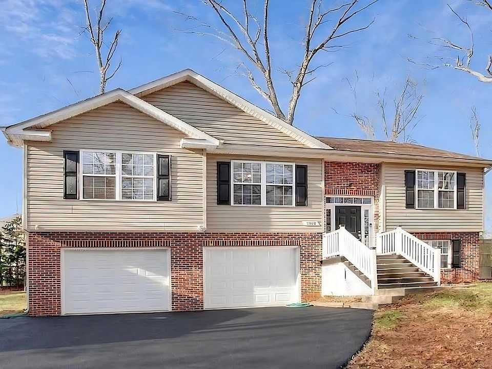 1st image of 504 Thunderbird Dr