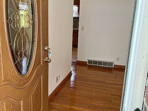 Entrance to Living Room