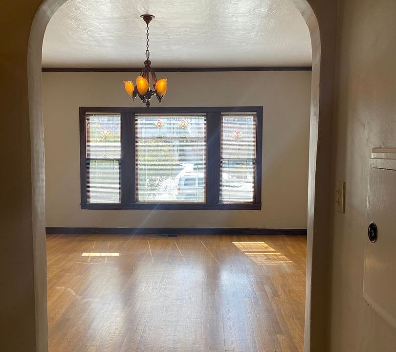 1st image of 3409 J St APT 1