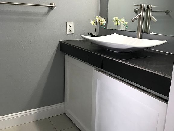 En-Suite master Bath